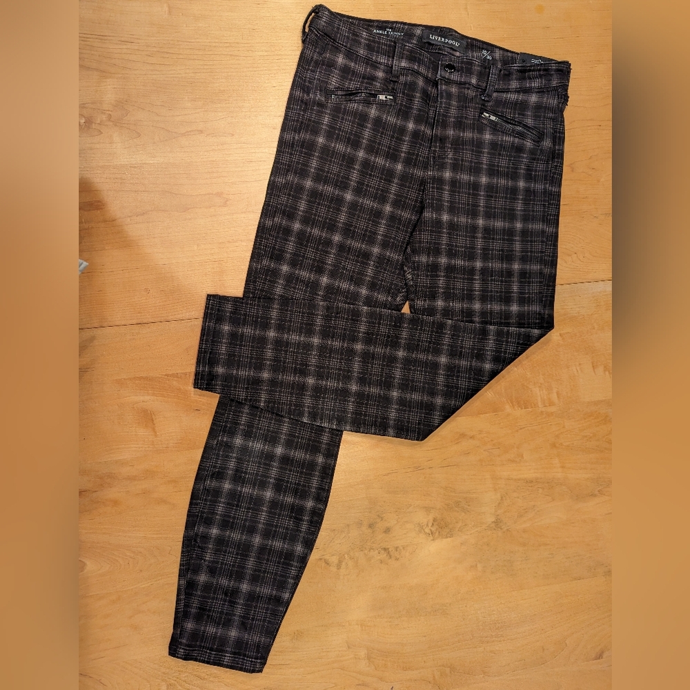 Liverpool The Ankle Skinny NWT Black Plaid Punk Grunge 10/30